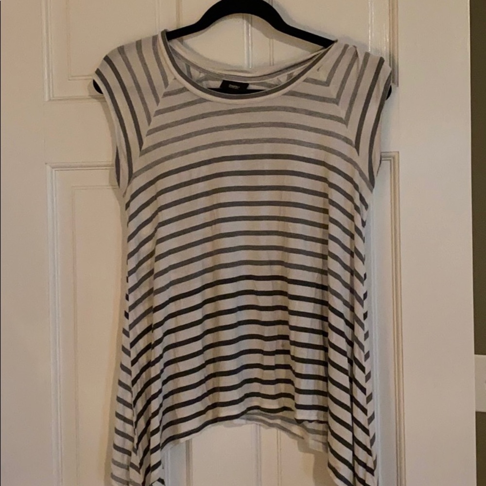 Mossimo sleeveless top